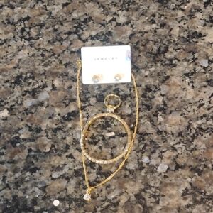 Elegant Gold Jewelry Set4 Peices